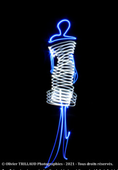 Œuvre contemporaine nommée « MODE LIGHT PAINTING », Réalisée par P'TIT KID