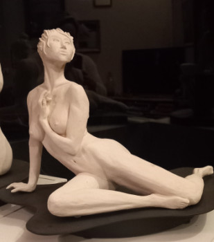 Œuvre contemporaine nommée « Sensualité », Réalisée par JULIE F.SCULPTURES