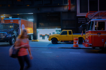 Œuvre contemporaine nommée « Colored trucks », Réalisée par HERVE PEZZINI