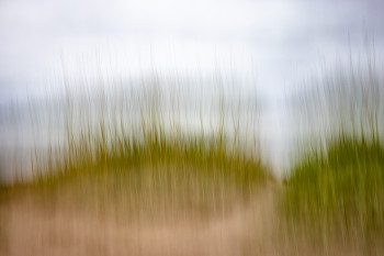 Œuvre contemporaine nommée « On the beach V », Réalisée par CARMEN LAZARESCU