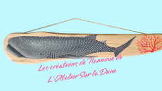 requin-baleine-peinte-sur-bois-flottes